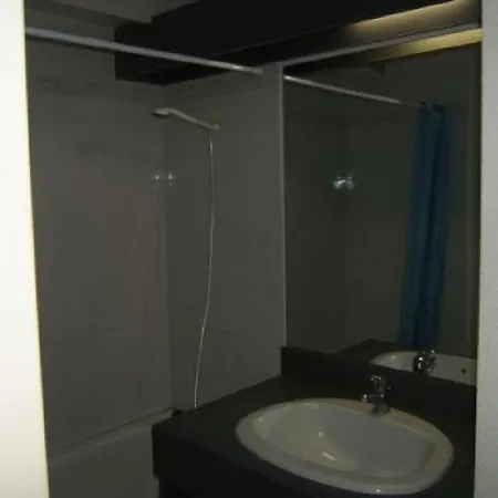 6 Pers, 2 Chambres, Terrasse, Piscine Et Parking, A 50m De La Mer - Refjaca217